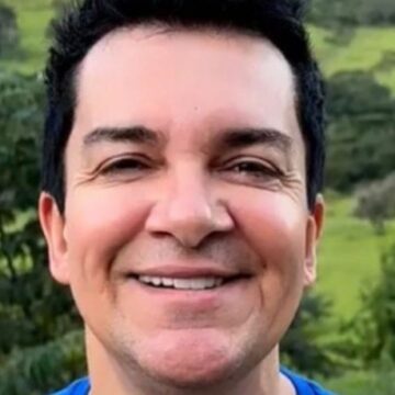 Regis Danese esclarece post sobre “odiar” tirar fotos em shows