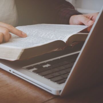 Bible.AI: o app que conecta fé e inteligência artificial para uma jornada espiritual personalizada