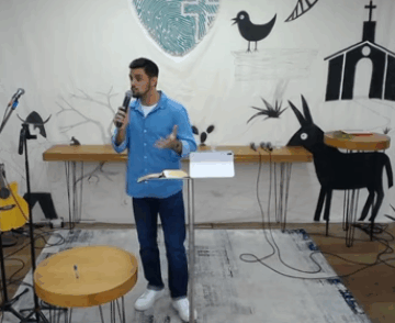 Fé nos bastidores: Felipe Simas prega sobre perseverança durante intervalo das gravações de novela
