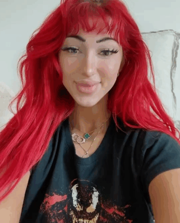 Imagem Reprodução: Redes Sociais De Estrela do OnlyFans a Cristã Devota: A Transformadora Jornada de Nala Ray