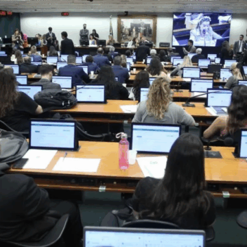PEC do Aborto volta ao debate no Brasil após 14 anos e gera forte repercussão