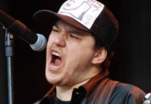 Vídeo de influenciadora da Igreja Bola de Neve mostra que Chorão se inspirou em visita a uma igreja para escrever a música “Só os Loucos Sabem”