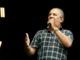 Malafaia muda o tom e sai em defesa de Flávio Bolsonaro após crise envolvendo filme sobre Jair Bolsonaro