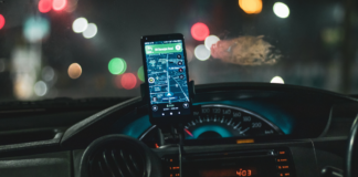 Justiça da Paraíba condena Uber a indenizar líder religiosa após cancelamento de corrida por intolerância