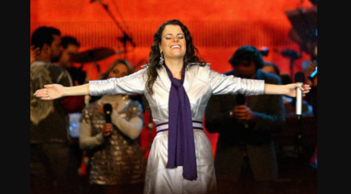 Ana Paula Valadão defende “guerra justa” contra regime do Irã e reage a críticas sobre ataques militares