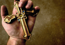 Intolerância religiosa dispara no DF e expõe avanço de crimes de preconceito