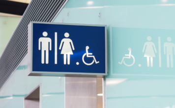 Campo Grande sanciona lei que restringe uso de banheiros femininos por pessoas trans e medida vai parar no MP