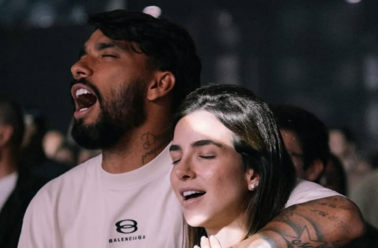 Lucas Paquetá chora em culto ao lembrar investigação na Inglaterra: “Foram os piores meses da nossa vida”