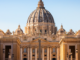 Vaticano critica “cura gay” e pede mais acolhimento a pessoas LGBTQIAPN+ na Igreja Católica